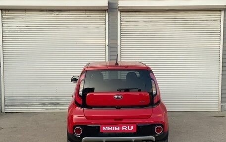 KIA Soul II рестайлинг, 2018 год, 1 529 000 рублей, 6 фотография