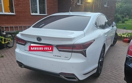 Lexus LS IV, 2018 год, 7 500 000 рублей, 3 фотография
