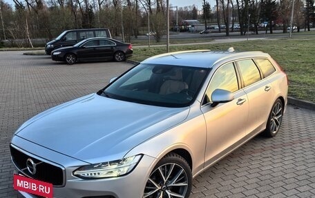 Volvo V90 II, 2018 год, 1 875 000 рублей, 3 фотография