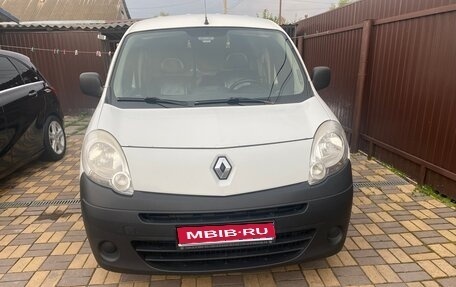 Renault Kangoo II рестайлинг, 2012 год, 1 100 000 рублей, 1 фотография