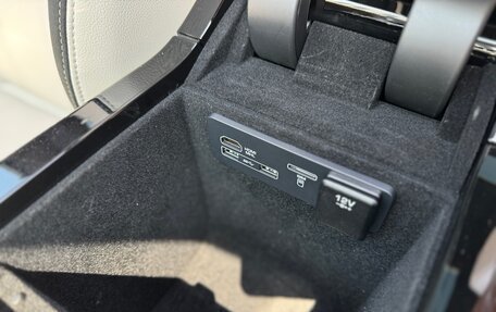 Land Rover Range Rover Velar I, 2018 год, 2 685 000 рублей, 15 фотография