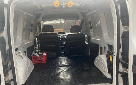 Renault Kangoo II рестайлинг, 2012 год, 1 100 000 рублей, 7 фотография