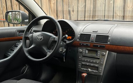 Toyota Avensis III рестайлинг, 2007 год, 895 000 рублей, 23 фотография