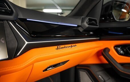 Lamborghini Urus I, 2025 год, 50 000 000 рублей, 11 фотография