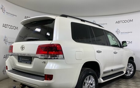 Toyota Land Cruiser 200, 2018 год, 5 687 000 рублей, 2 фотография