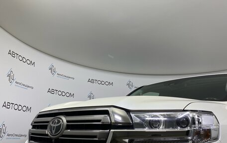 Toyota Land Cruiser 200, 2018 год, 5 687 000 рублей, 7 фотография