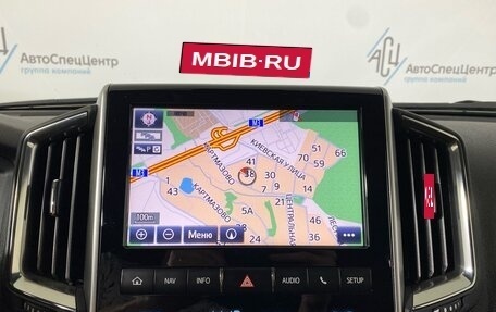 Toyota Land Cruiser 200, 2018 год, 5 687 000 рублей, 14 фотография