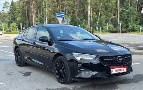 Opel Insignia II рестайлинг, 2021 год, 2 799 000 рублей, 2 фотография