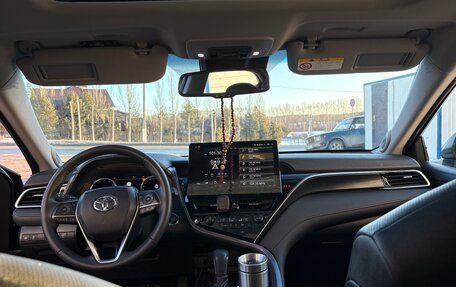 Toyota Camry, 2023 год, 3 250 000 рублей, 8 фотография