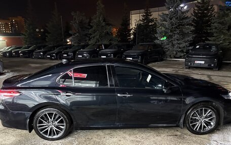 Toyota Camry, 2023 год, 3 250 000 рублей, 4 фотография