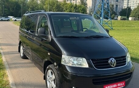 Volkswagen Multivan T5, 2008 год, 1 780 000 рублей, 1 фотография