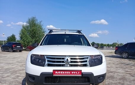 Renault Duster I рестайлинг, 2015 год, 920 000 рублей, 1 фотография