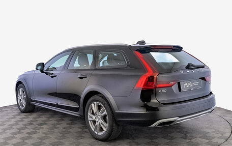 Volvo V90 Cross Country I рестайлинг, 2018 год, 3 170 000 рублей, 7 фотография