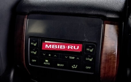 Toyota Land Cruiser Prado 150 рестайлинг 2, 2016 год, 3 100 000 рублей, 30 фотография