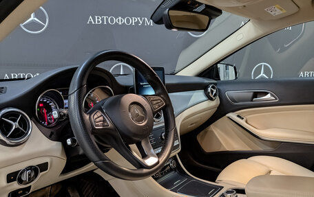 Mercedes-Benz GLA, 2017 год, 2 675 000 рублей, 15 фотография