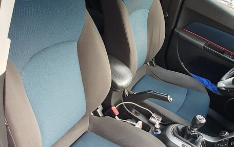 Chevrolet Cruze II, 2011 год, 890 000 рублей, 7 фотография