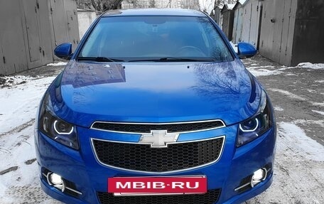 Chevrolet Cruze II, 2011 год, 890 000 рублей, 3 фотография
