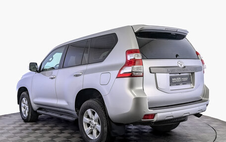 Toyota Land Cruiser Prado 150 рестайлинг 2, 2014 год, 3 500 000 рублей, 7 фотография