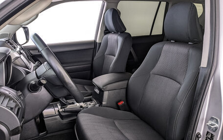 Toyota Land Cruiser Prado 150 рестайлинг 2, 2014 год, 3 500 000 рублей, 20 фотография