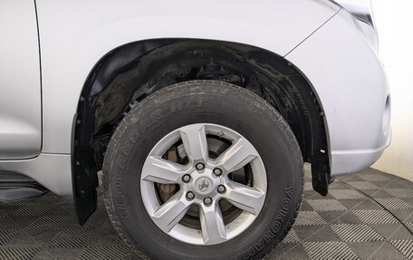 Toyota Land Cruiser Prado 150 рестайлинг 2, 2014 год, 3 500 000 рублей, 12 фотография