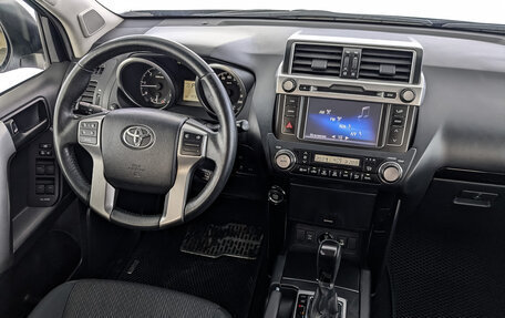 Toyota Land Cruiser Prado 150 рестайлинг 2, 2014 год, 3 500 000 рублей, 30 фотография