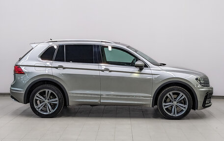 Volkswagen Tiguan II, 2019 год, 3 070 000 рублей, 4 фотография