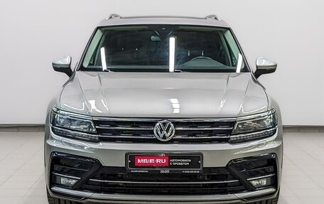 Volkswagen Tiguan II, 2019 год, 3 070 000 рублей, 2 фотография