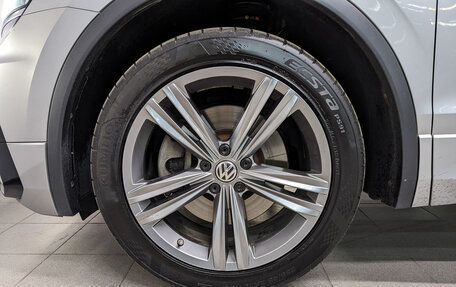 Volkswagen Tiguan II, 2019 год, 3 070 000 рублей, 12 фотография