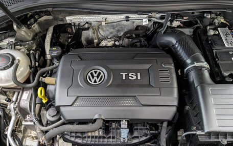 Volkswagen Tiguan II, 2019 год, 3 070 000 рублей, 9 фотография