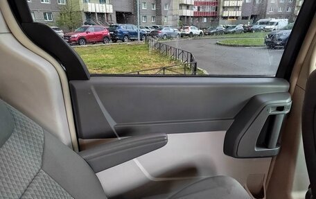 Chrysler Town & Country V рестайлинг, 2010 год, 1 420 000 рублей, 3 фотография