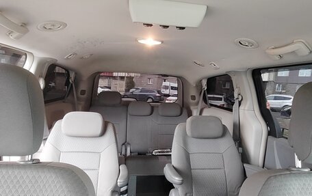 Chrysler Town & Country V рестайлинг, 2010 год, 1 420 000 рублей, 13 фотография