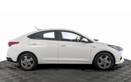 Hyundai Solaris II рестайлинг, 2021 год, 1 720 000 рублей, 4 фотография