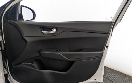 Hyundai Solaris II рестайлинг, 2021 год, 1 720 000 рублей, 24 фотография