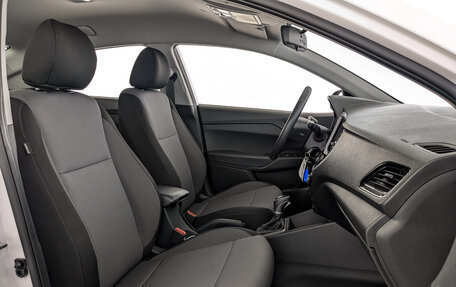 Hyundai Solaris II рестайлинг, 2021 год, 1 720 000 рублей, 23 фотография