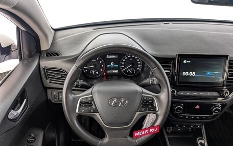 Hyundai Solaris II рестайлинг, 2021 год, 1 720 000 рублей, 21 фотография