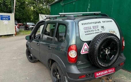 Chevrolet Niva I рестайлинг, 2011 год, 495 000 рублей, 3 фотография