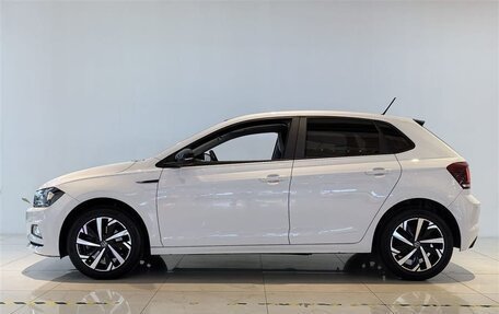 Volkswagen Polo, 2022 год, 1 360 000 рублей, 9 фотография