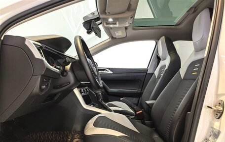 Volkswagen Polo, 2022 год, 1 360 000 рублей, 10 фотография