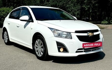 Chevrolet Cruze II, 2013 год, 849 000 рублей, 4 фотография