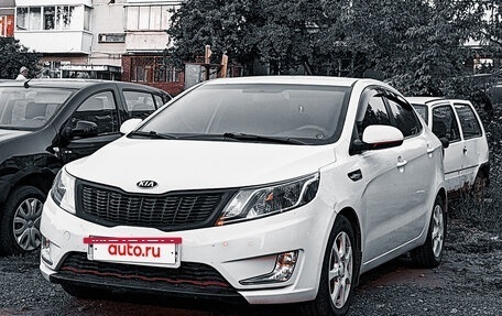 KIA Rio III рестайлинг, 2014 год, 915 000 рублей, 11 фотография