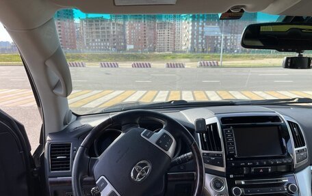 Toyota Land Cruiser 200, 2012 год, 4 700 000 рублей, 8 фотография