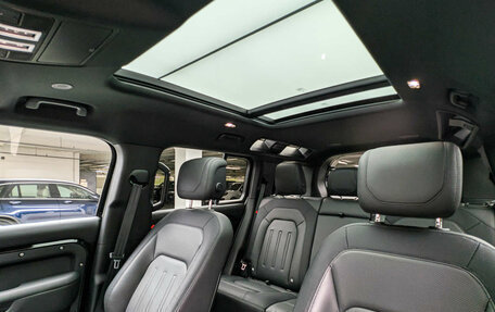 Land Rover Defender II, 2021 год, 7 950 000 рублей, 15 фотография