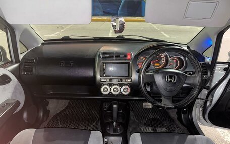 Honda Fit III, 2002 год, 270 000 рублей, 3 фотография