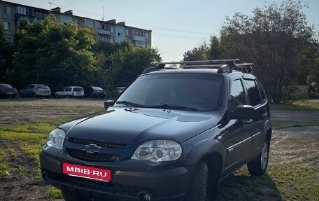 Chevrolet Niva I рестайлинг, 2010 год, 580 000 рублей, 1 фотография