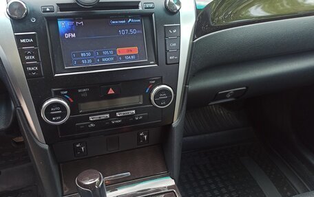 Toyota Camry, 2014 год, 1 360 000 рублей, 4 фотография
