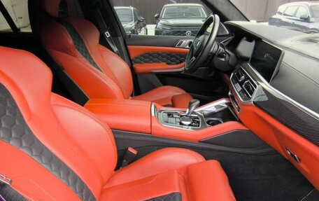 BMW X5 M, 2021 год, 12 632 000 рублей, 2 фотография