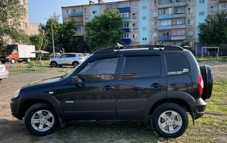 Chevrolet Niva I рестайлинг, 2010 год, 580 000 рублей, 2 фотография