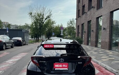 Toyota C-HR I рестайлинг, 2018 год, 1 900 000 рублей, 6 фотография