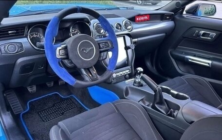 Ford Mustang VI рестайлинг, 2017 год, 2 850 000 рублей, 10 фотография