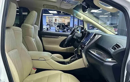Toyota Vellfire II, 2021 год, 7 200 000 рублей, 7 фотография